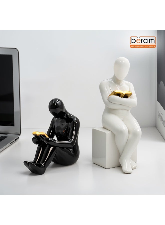 بيرام فواصل كتب بيرام بتصميم شخصية القارئ باللونين الأبيض والأسود، مصنوعة من راتنج عالي الجودة بتصميم مجسمات أنيقة على شكل قارئ، لتضيف لمسة عصرية وبسيطة إلى ديكور رفوف الكتب والمكاتب والمكتبات المنزلية. تتميز بالثبات والمتانة، وتعمل كحامل عملي للكتب مع مظهر ديكوري أنيق، مما يجعلها مثالية لـالمكاتب وغرف الدراسة. - Image 5